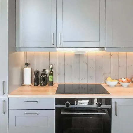 Enjoy The Calm Setting Of Cozy Family Semesterbostad