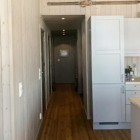 Enjoy The Calm Setting Of Cozy Family Semesterbostad *
