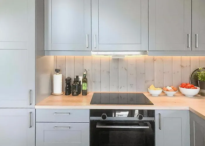 Enjoy The Calm Setting Of Cozy Family בית נופש