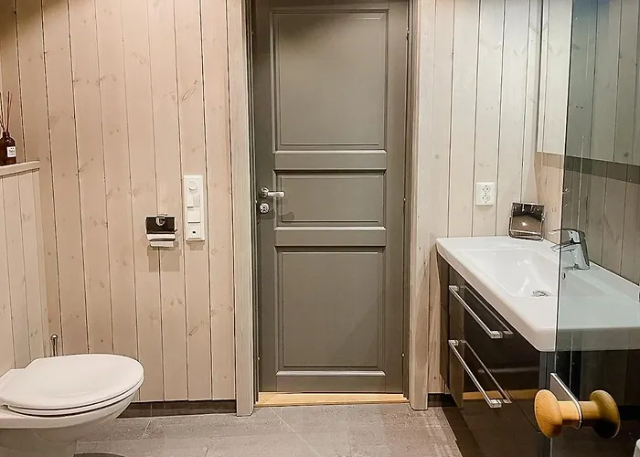 Enjoy The Calm Setting Of Cozy Family Etnedal